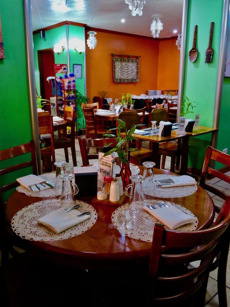 Tinhat Halal حلال Certified Boutique Hotel And Restaurant Davao City Eksteriør billede