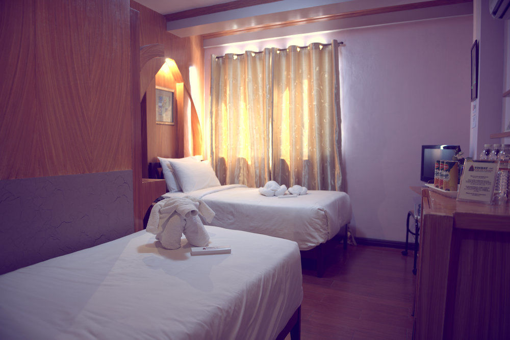 Tinhat Halal حلال Certified Boutique Hotel And Restaurant Davao City Eksteriør billede